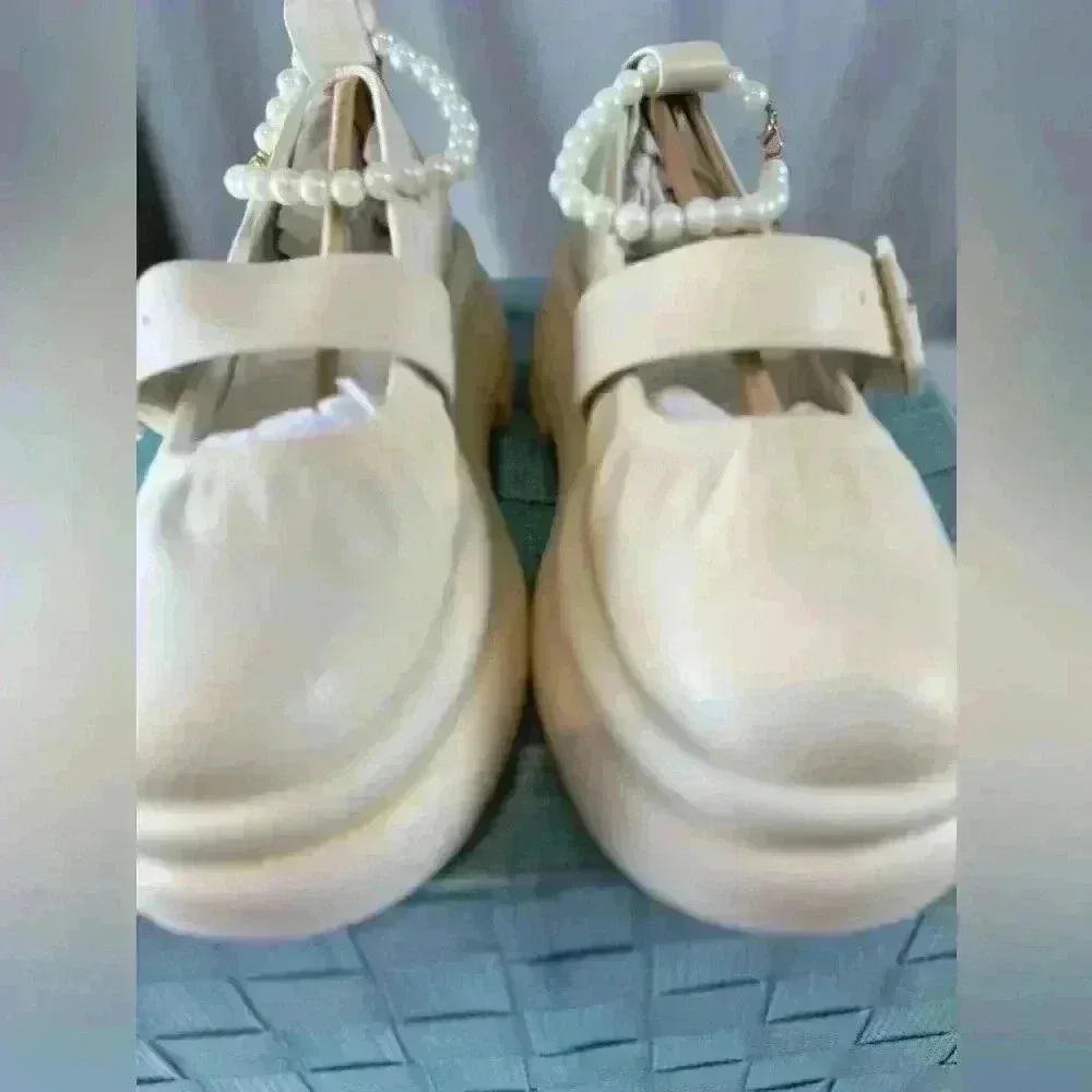 👑👑Charles & Keith Women's Chalk Nola Beaded Strap Platform Ivory Size 6.5